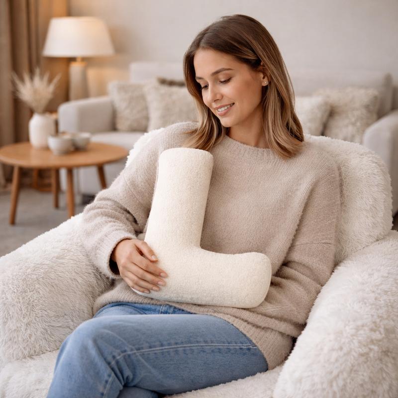 Femme Coussin Lettre L