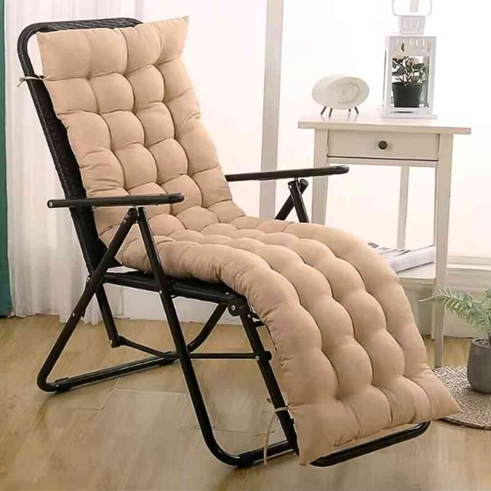 Coussin Chaise Longue beige en mode transat intérieur