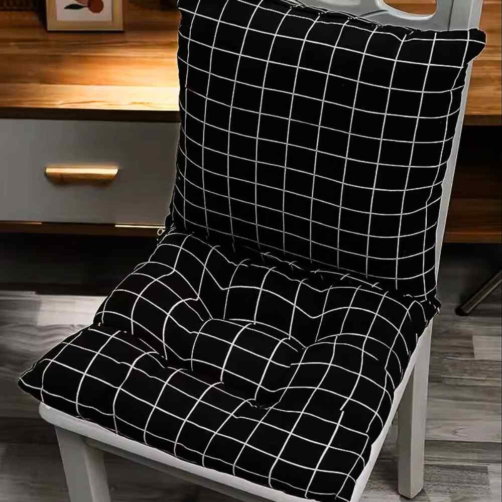 Une maison avec le Coussin de Chaise avec Dossier​ noir