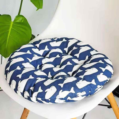 Une maisons avec le Coussin de Chaise Rond bleu marine