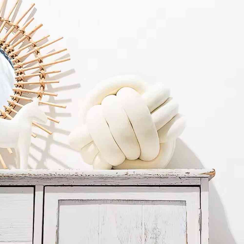 Les décorations avec le Coussin Noeud​ Crème