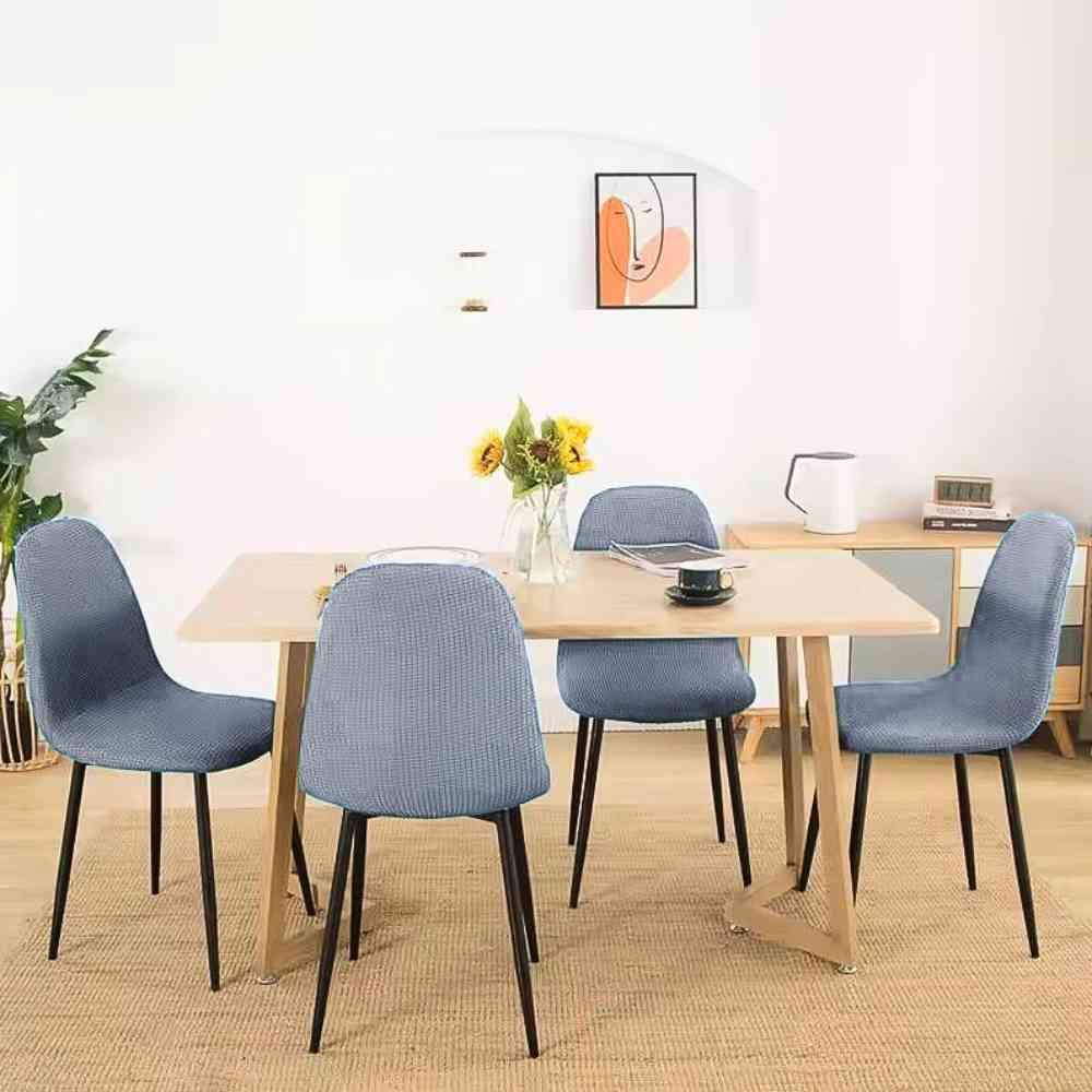 Housse de Chaise Scandinave​ gris clair à table