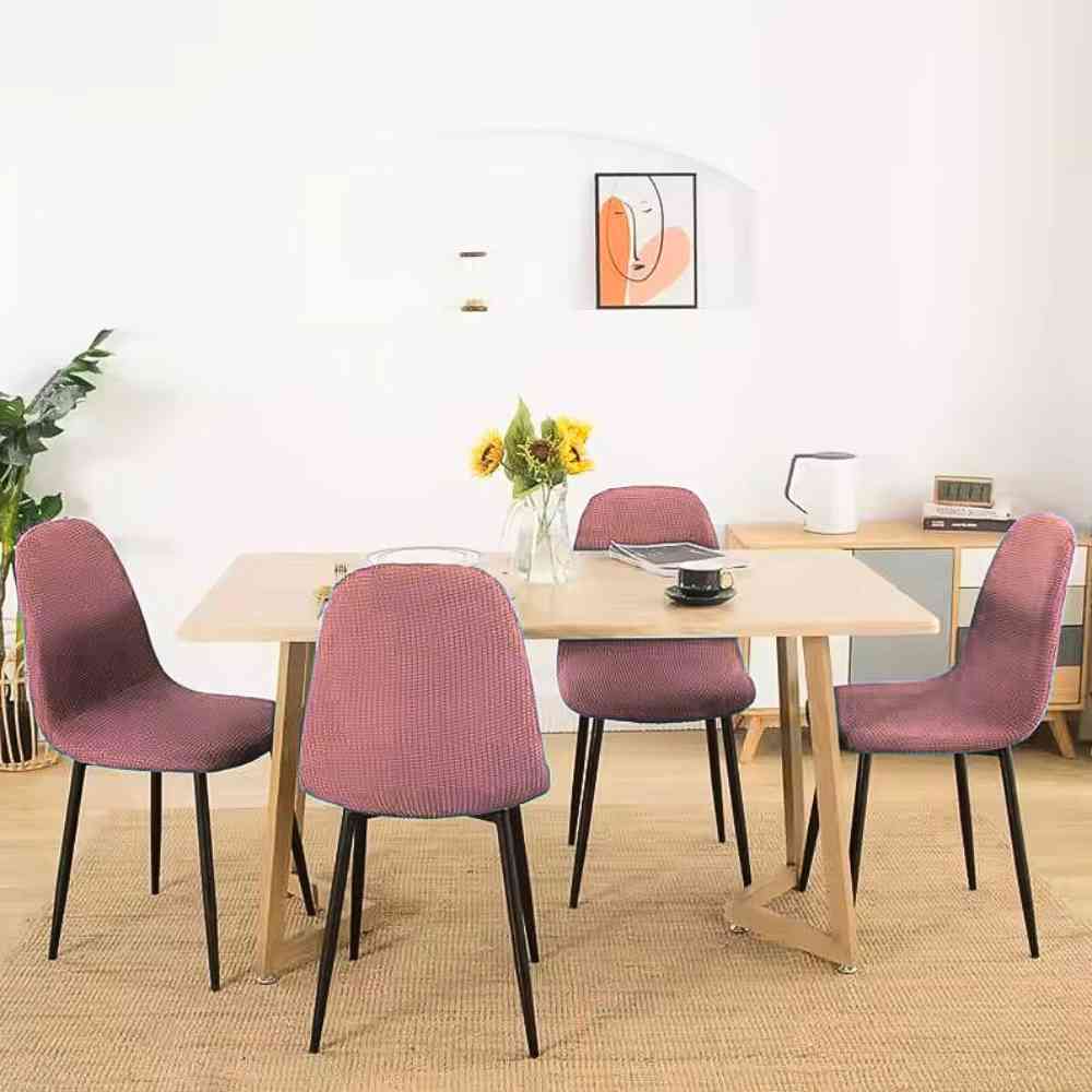 Table avec Housse de Chaise Scandinave​ rose
