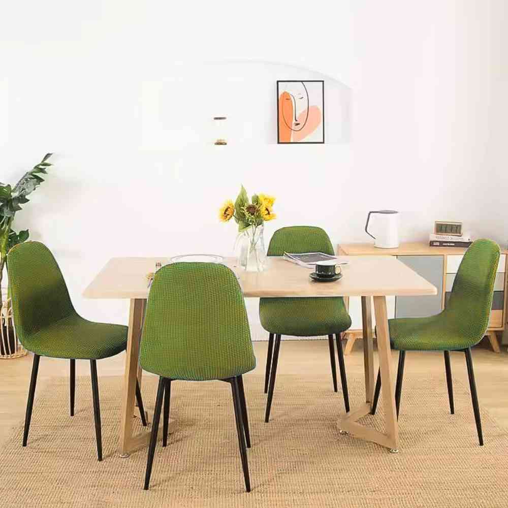 Housse de Chaise Scandinave​ verte sous table