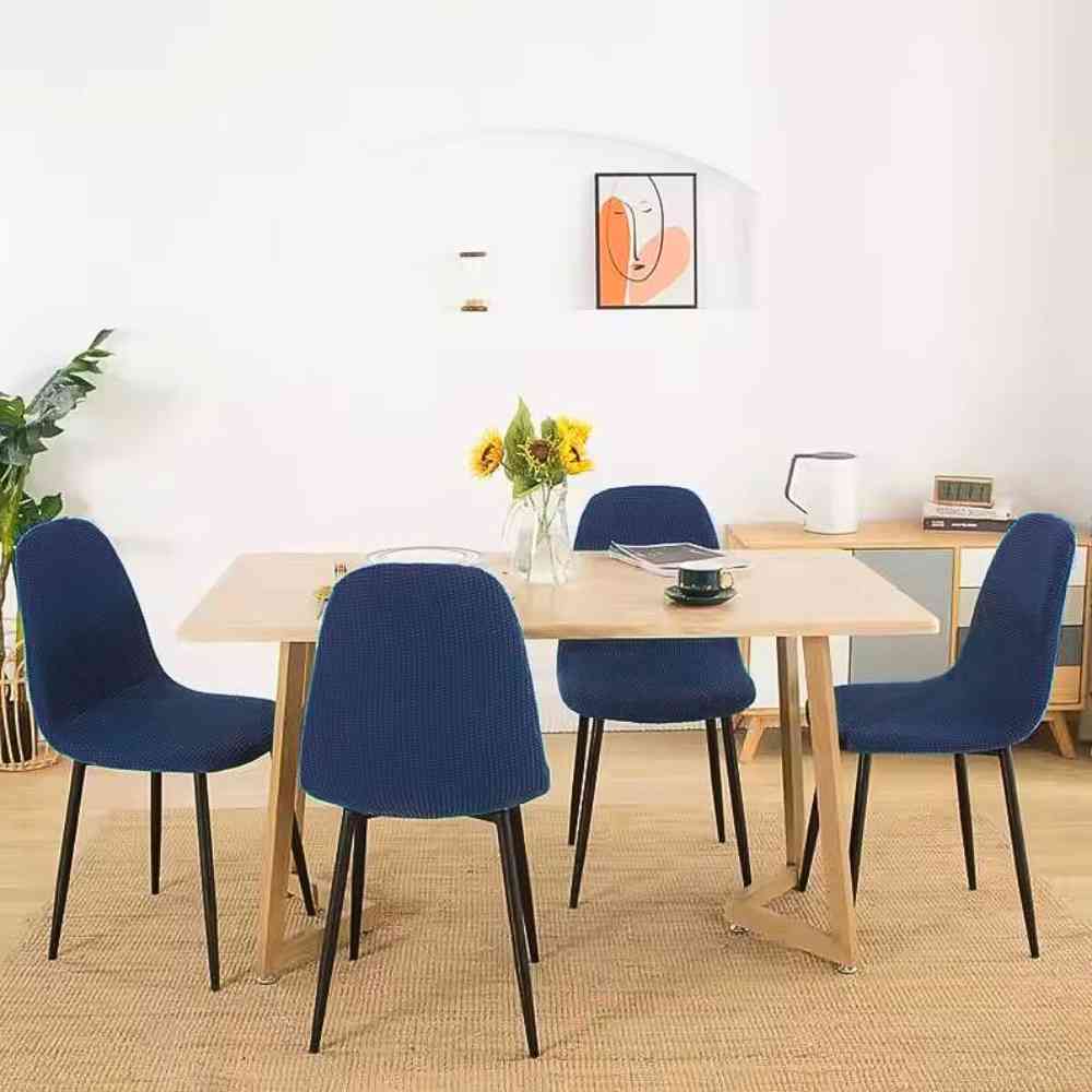 Housse de Chaise Extensible​ Imperméable marine sous une table